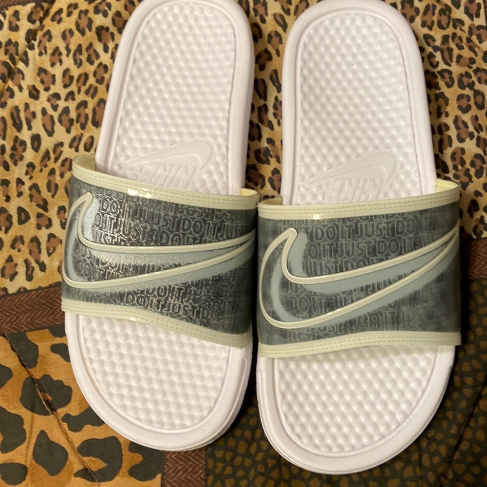 Nike slides